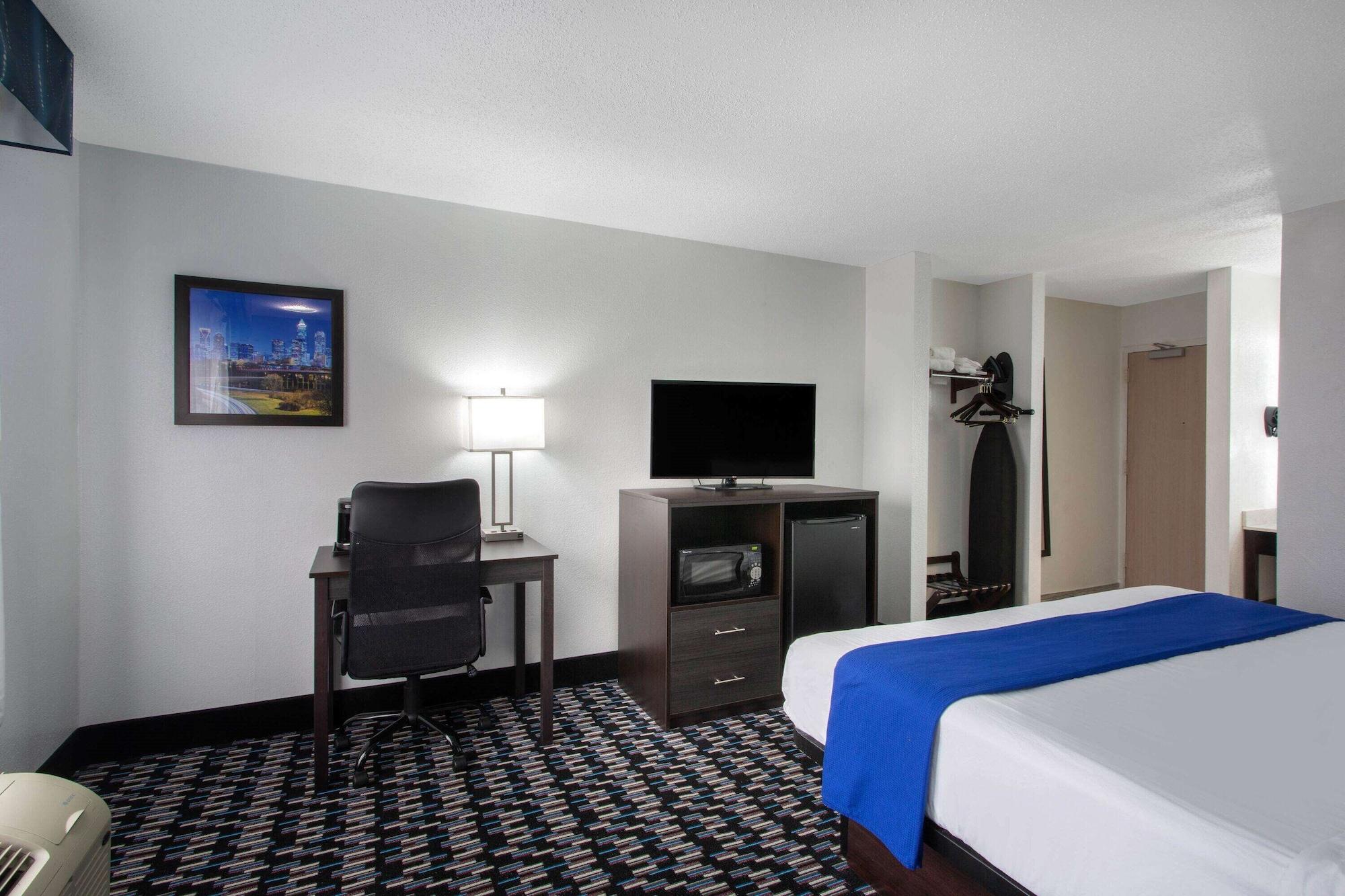 Baymont By Wyndham Charlotte University Luaran gambar