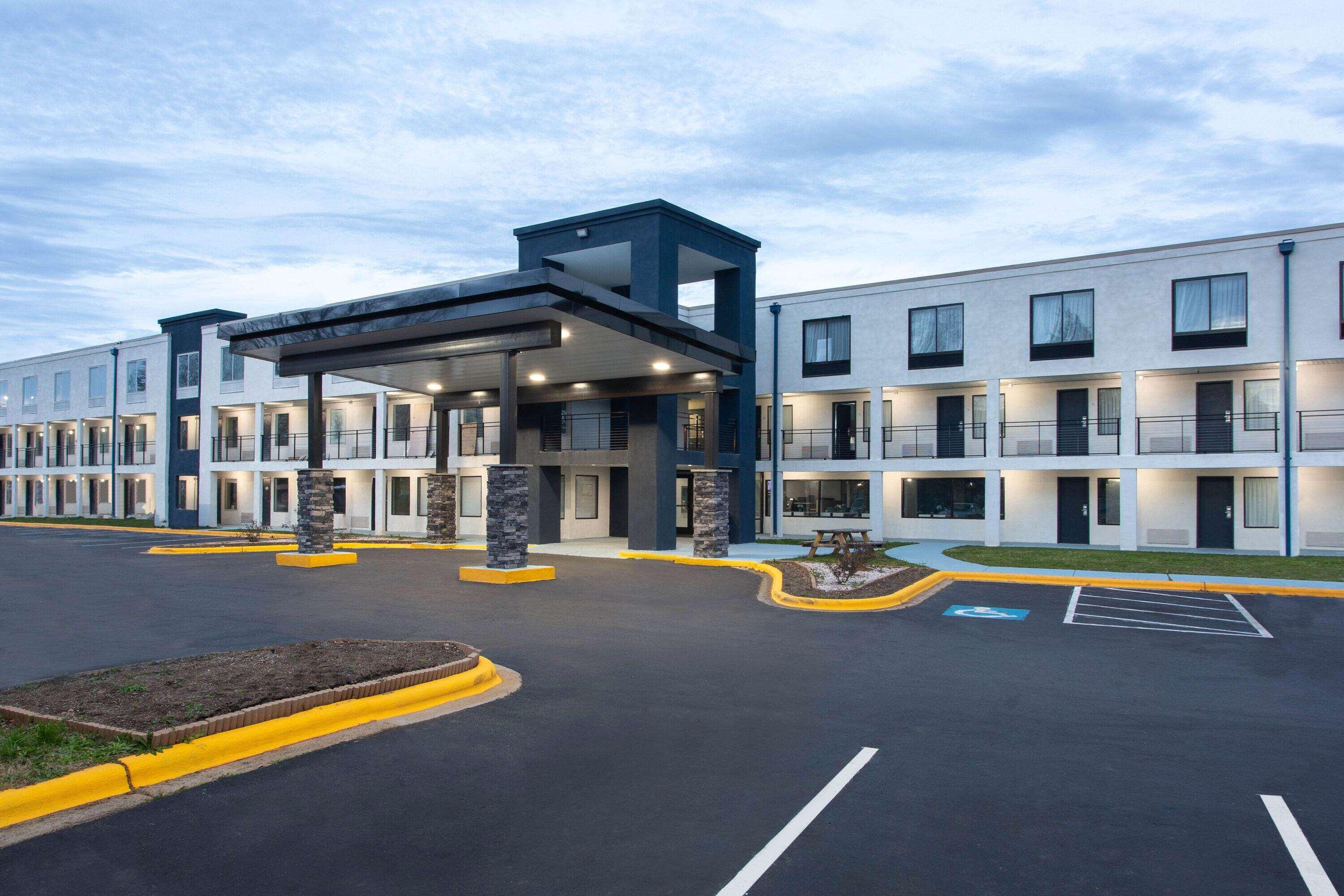 Baymont By Wyndham Charlotte University Luaran gambar