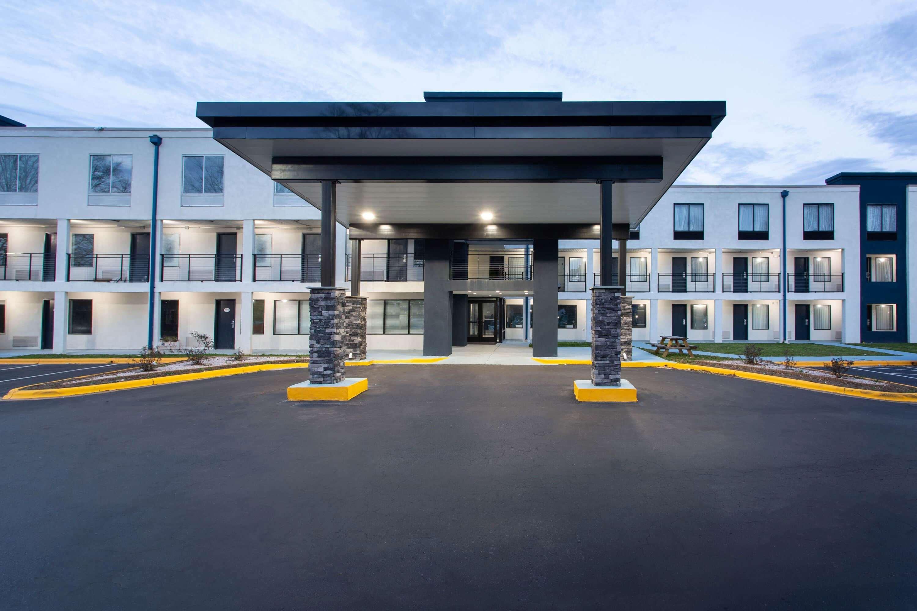 Baymont By Wyndham Charlotte University Luaran gambar